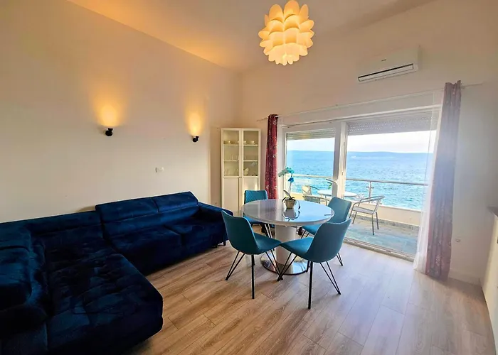 Nemo * Jesenice (Split-Dalmatia)